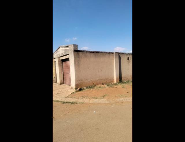 2 BEDROOM HOUSE FOR SALE IN TOKOZA